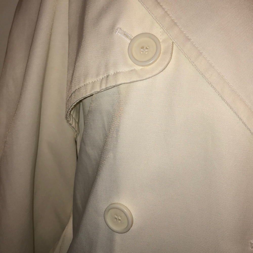 Off White Buttoned Trench Coat - image 4